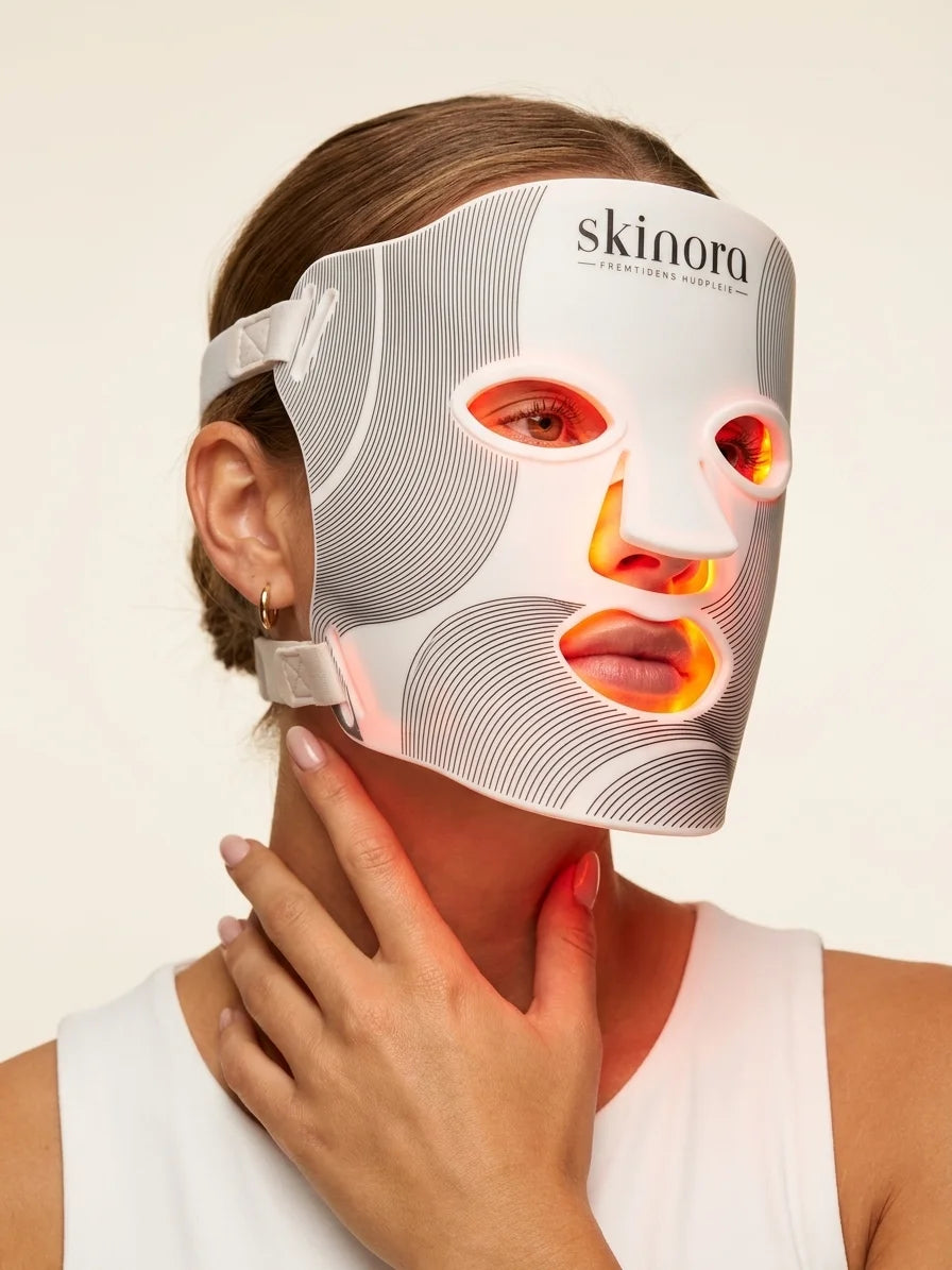 Skinora Radiance Face LED maske i bruk